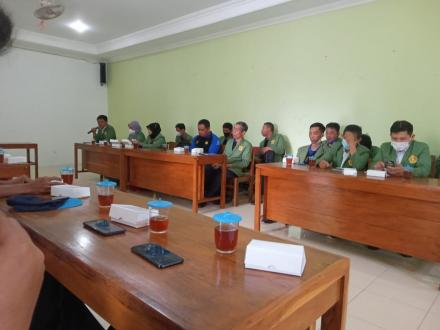 Penyerahan KKN UPN Yogyakarta Angkatan 78 Tahun 2022 di Kalurahan Karangtengah 