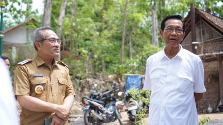 Gubernur D.I.Yogyakarta, Sri Sultan Hamengkubuwono X Lakukan kunjungan ke Kalurahan Karangtengah 